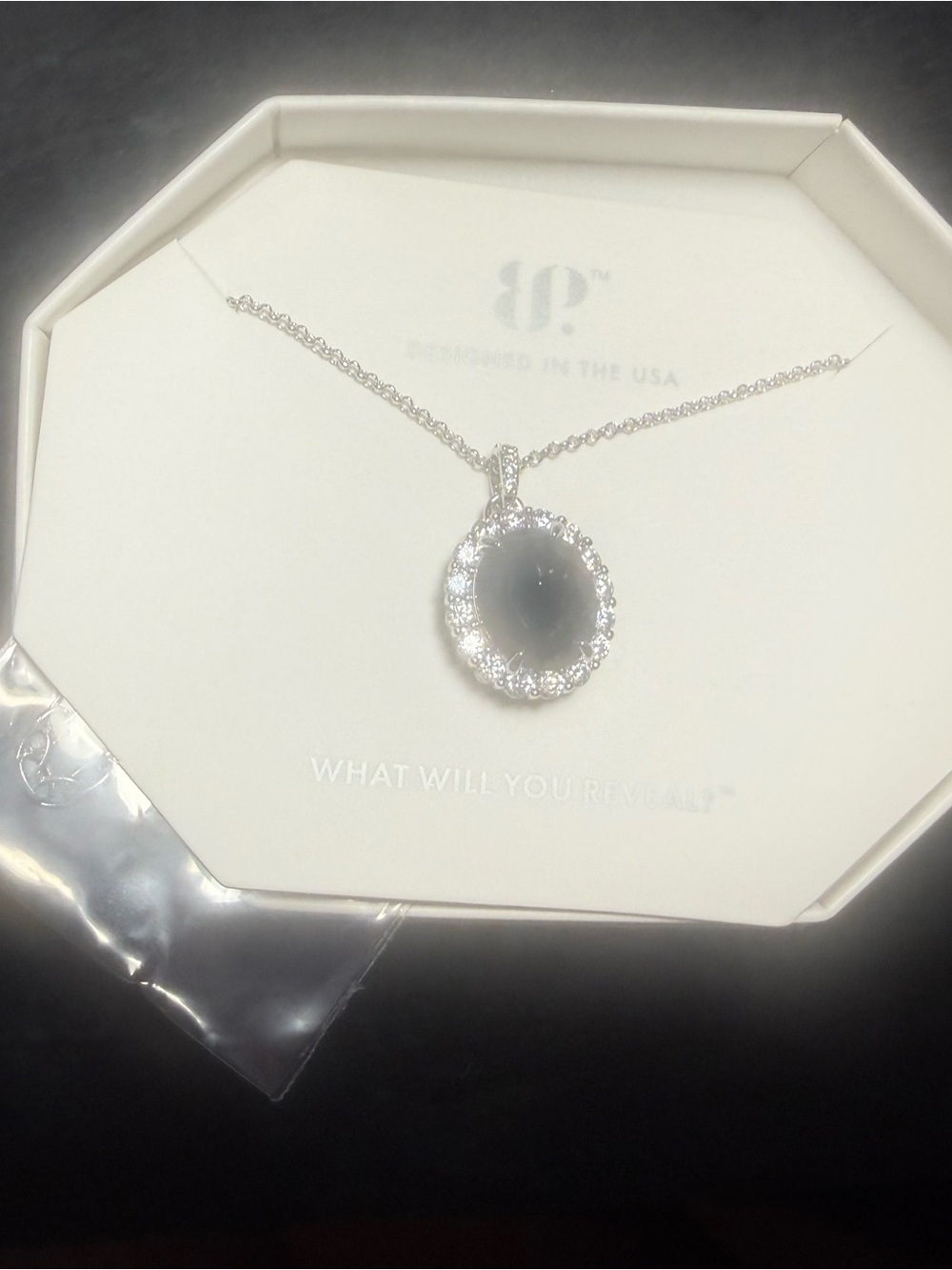 Bomb party necklace  2424